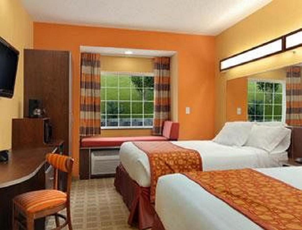 Microtel Inn & Suites By Wyndham Принстон Экстерьер фото