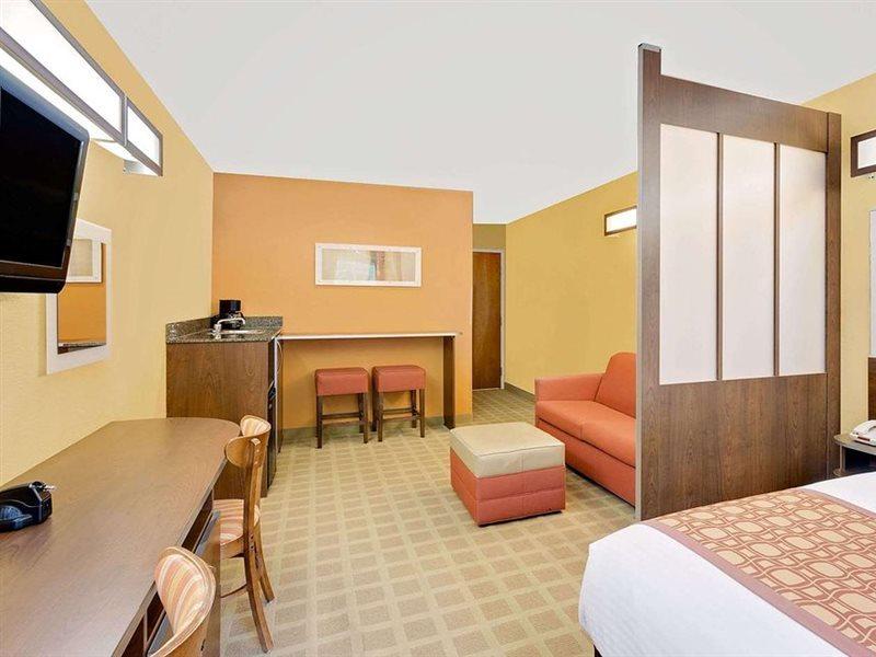 Microtel Inn & Suites By Wyndham Принстон Экстерьер фото