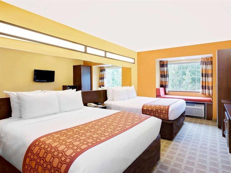 Microtel Inn & Suites By Wyndham Принстон Экстерьер фото