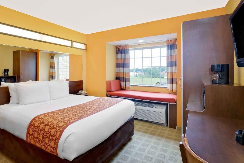 Microtel Inn & Suites By Wyndham Принстон Экстерьер фото